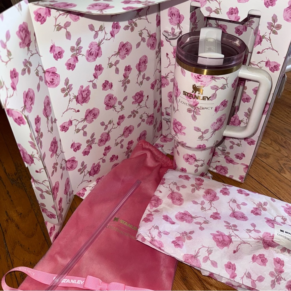 Ribbon Rosa LoceShackFancy Collab Stanley